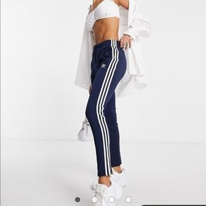 adidas Originals adicolor logo threestriped pants